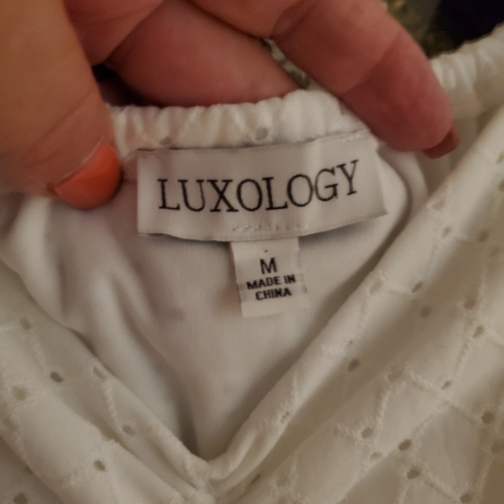 Loxology Women's Eyelet Shift Dress NWOT - Picture 13 of 14